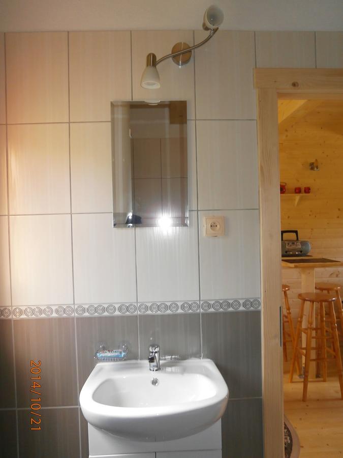 Zrubovy Dom Silvia Villa Trstene Exterior photo